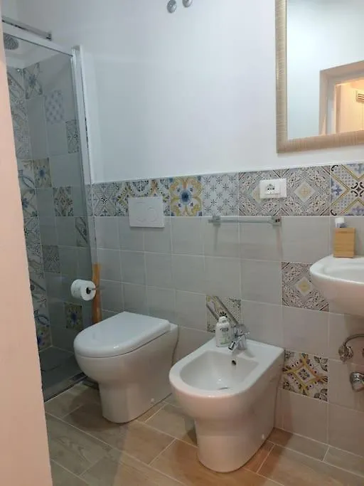 L'Operetta Apartment Bologna 0*,  Italy